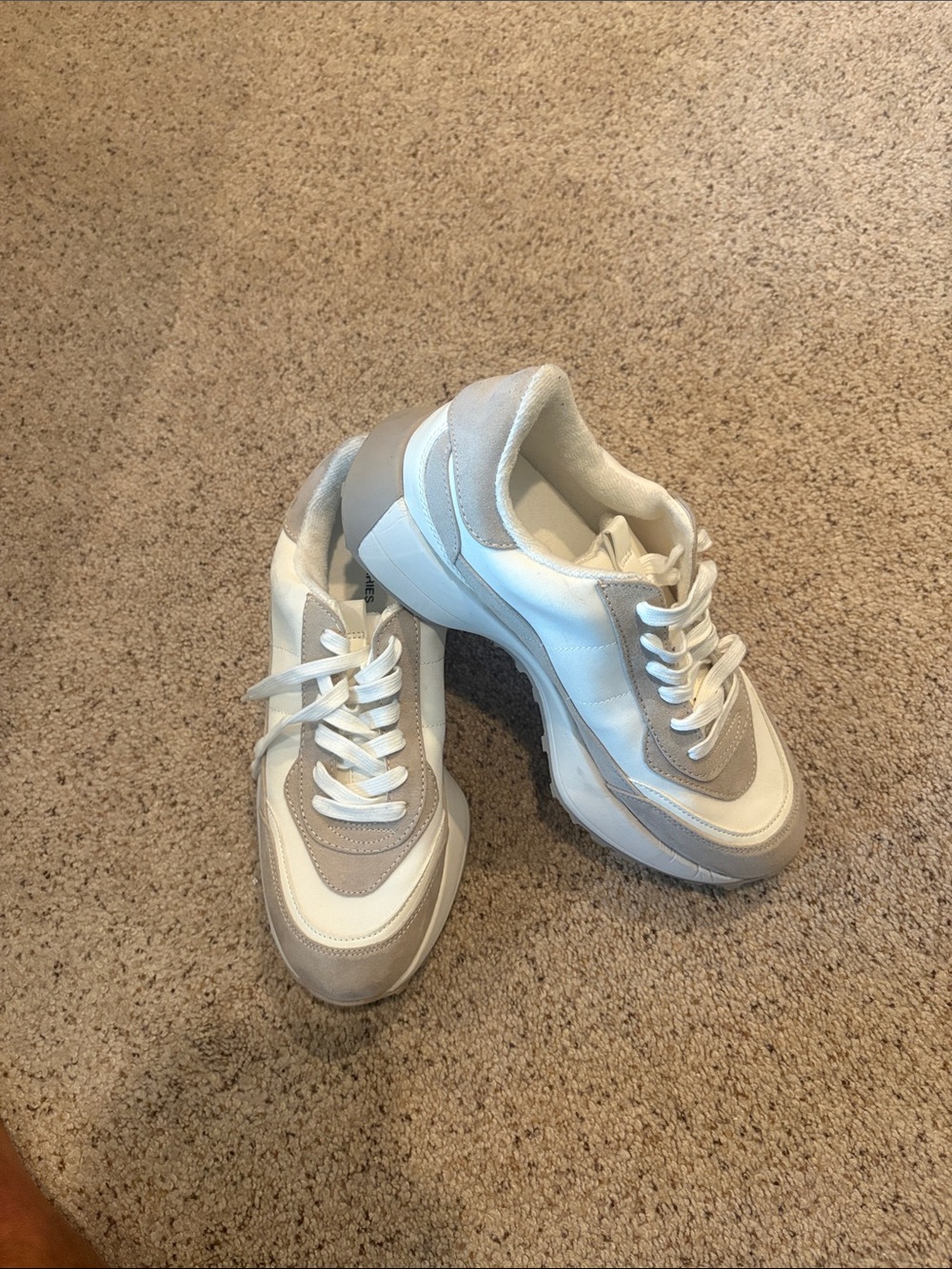 No Boundaries Beige and White Women's Chunky Sneaker